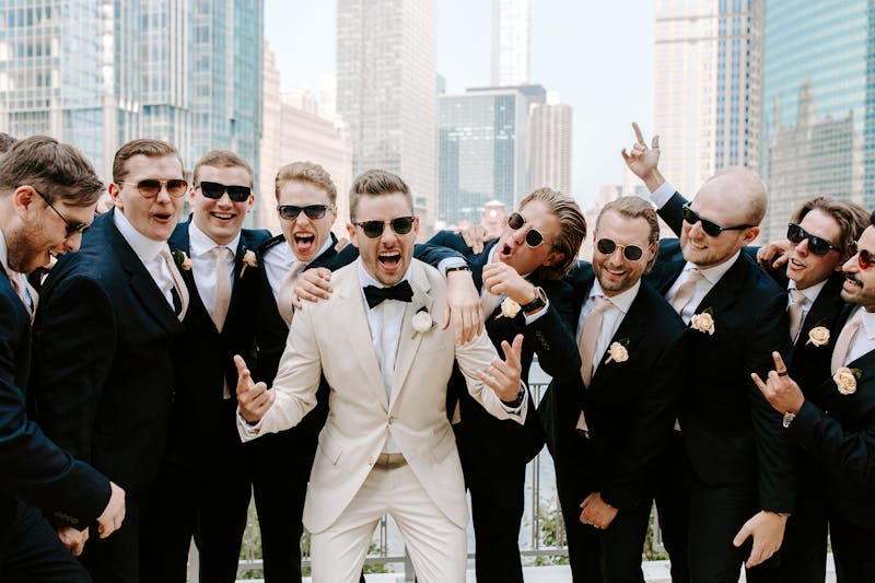 summer wedding party attire with sunglasses