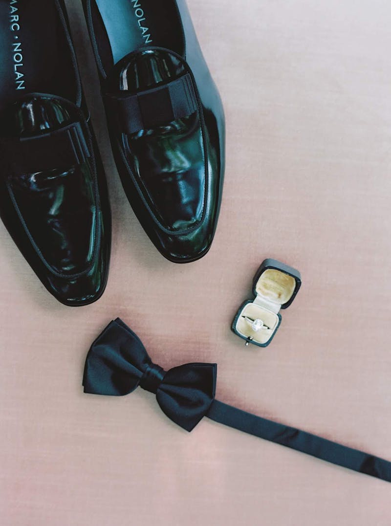 How to decide between a suit vs tuxedo for your wedding