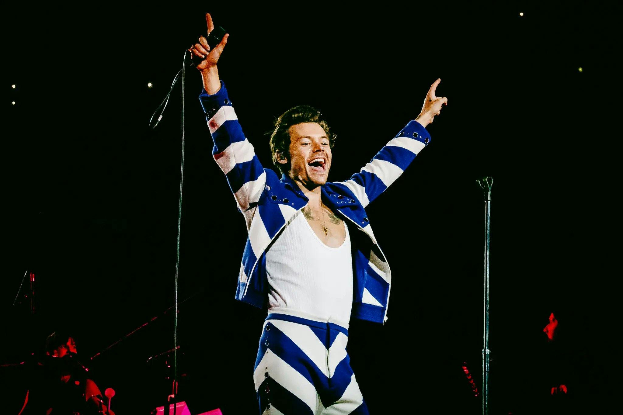 10 pieces from Harry Styles' wardrobe that you can (and should