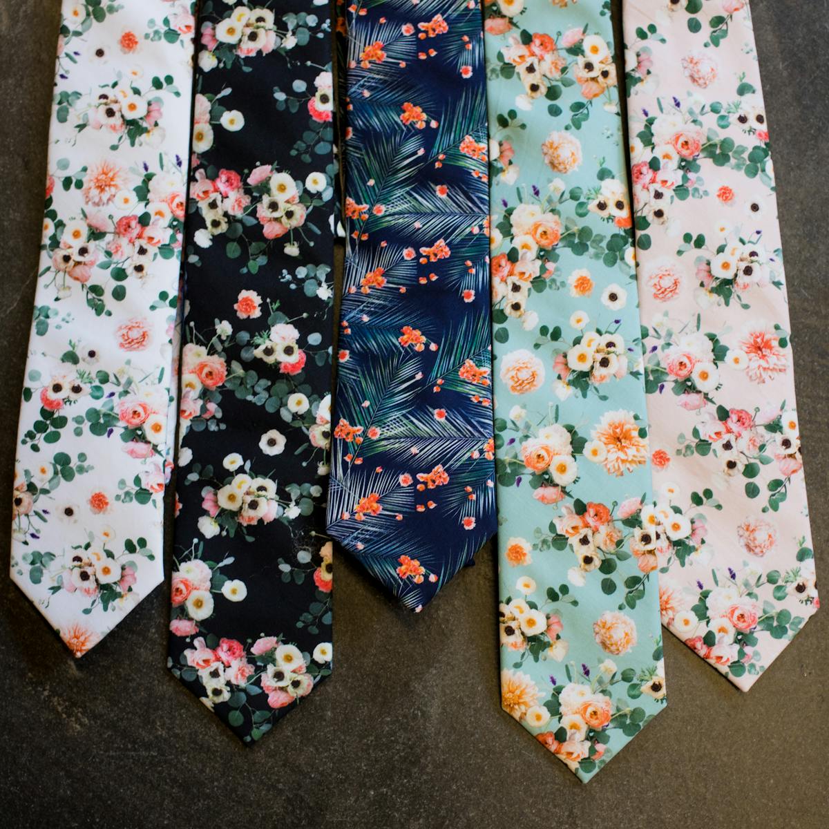 Patterned tie with wedding suit