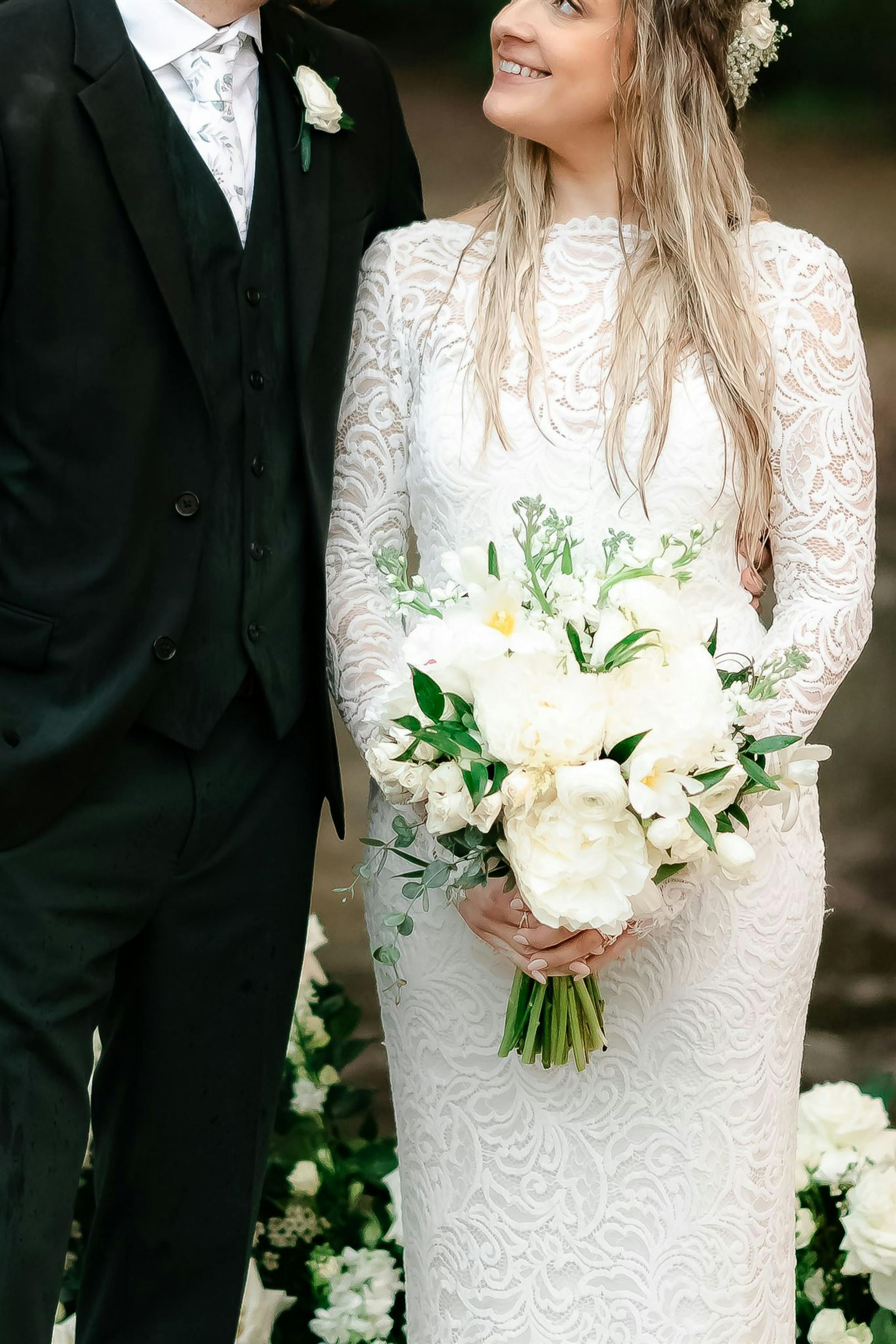 green and white wedding theme 