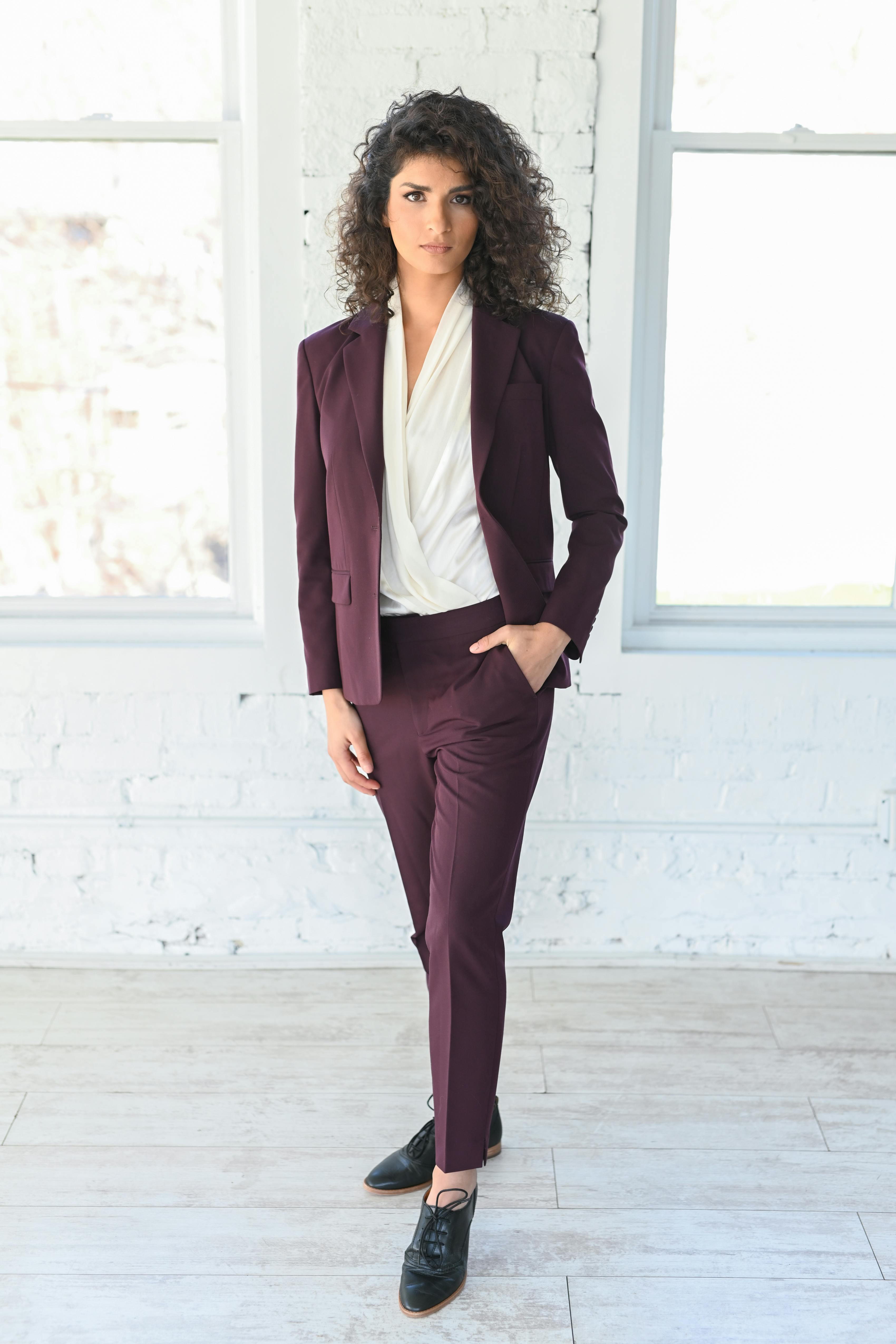 Burgundy red women's suit for alternative bridesmaid outfit