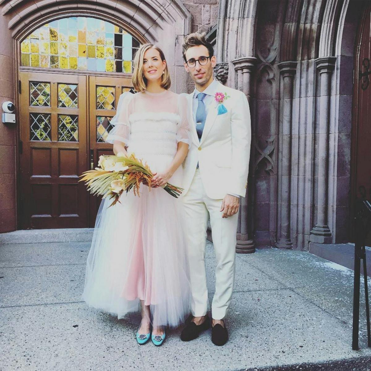 white and pink court house elopement looks