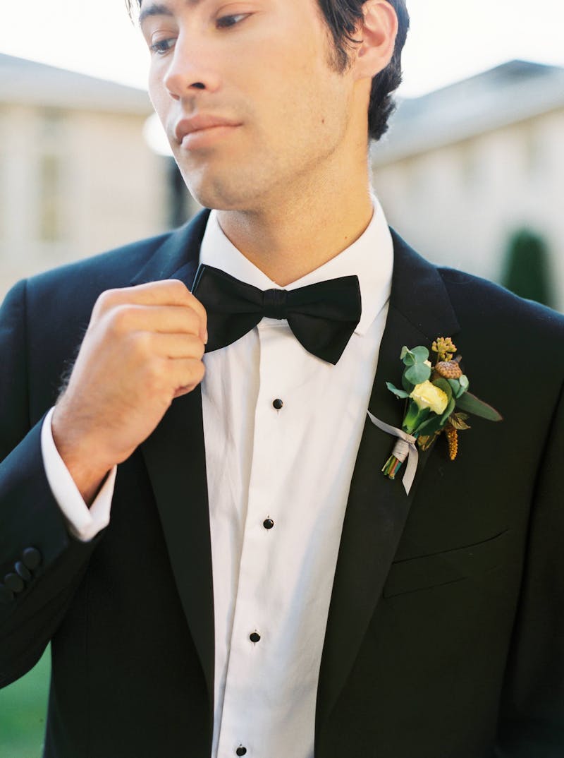 How to decide between a suit vs tuxedo for your wedding