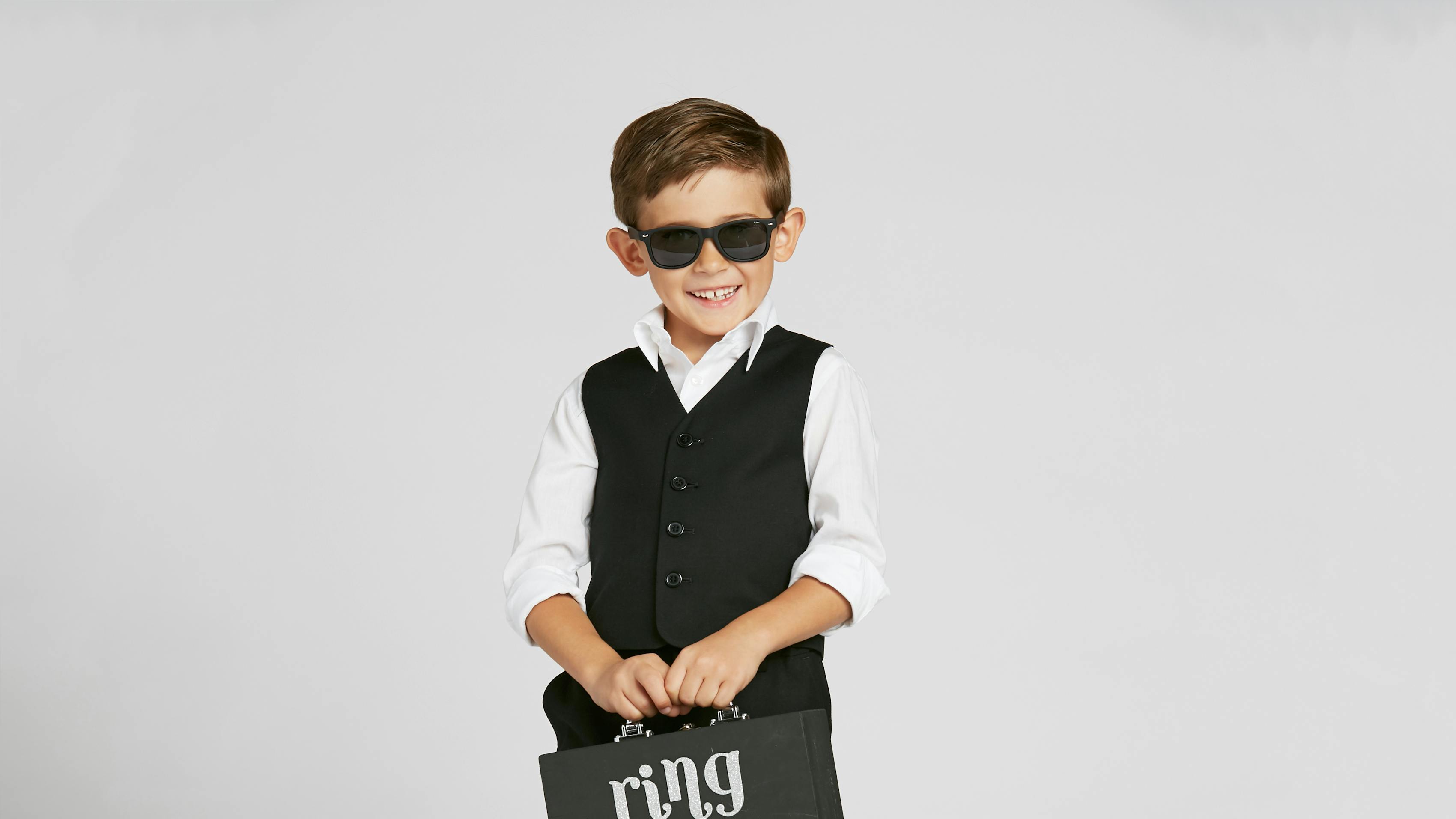 Cheep suits for ring bearers. The Groomsman Suit sells the best kids suits.