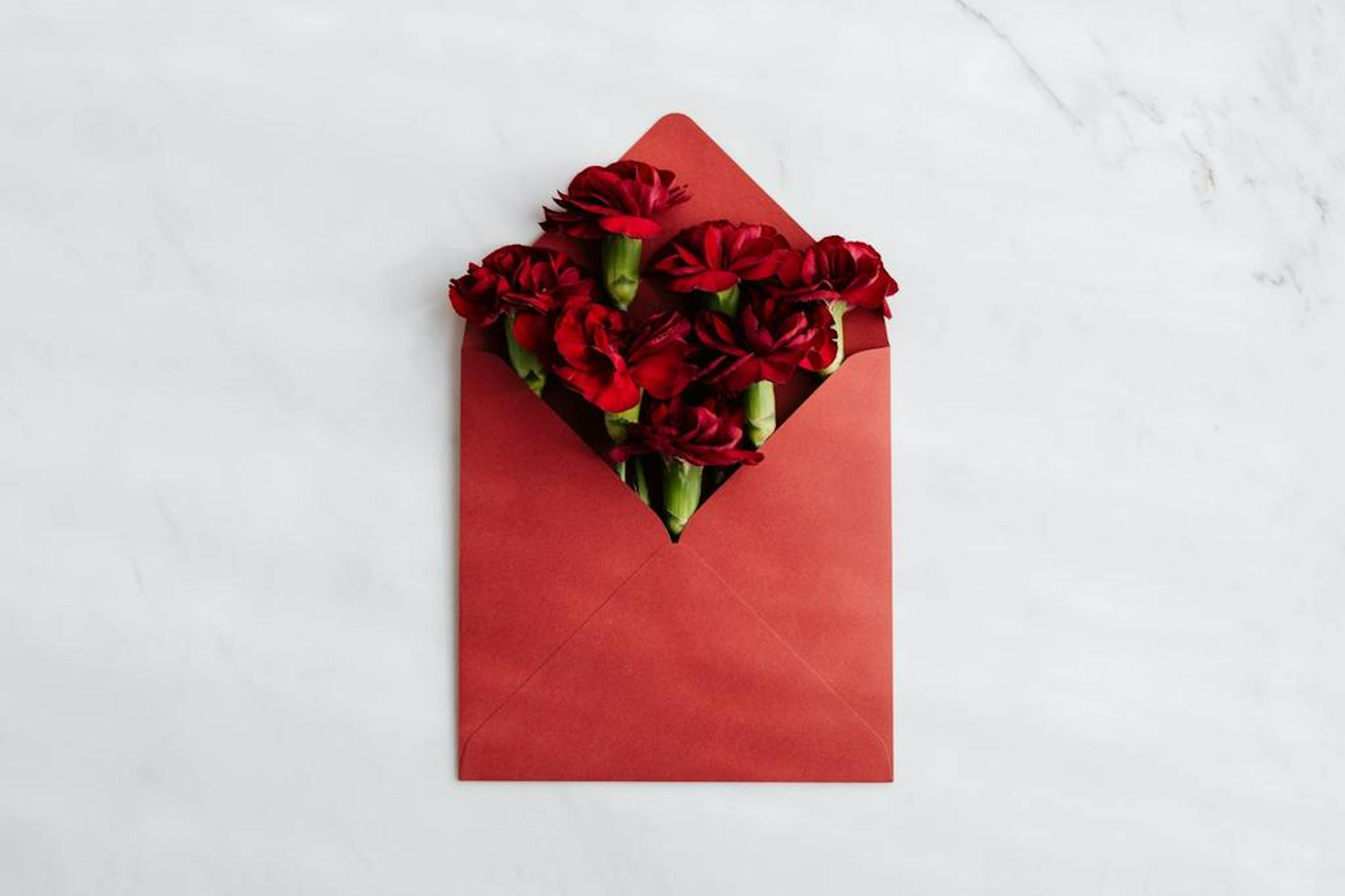 send wedding planning invitations