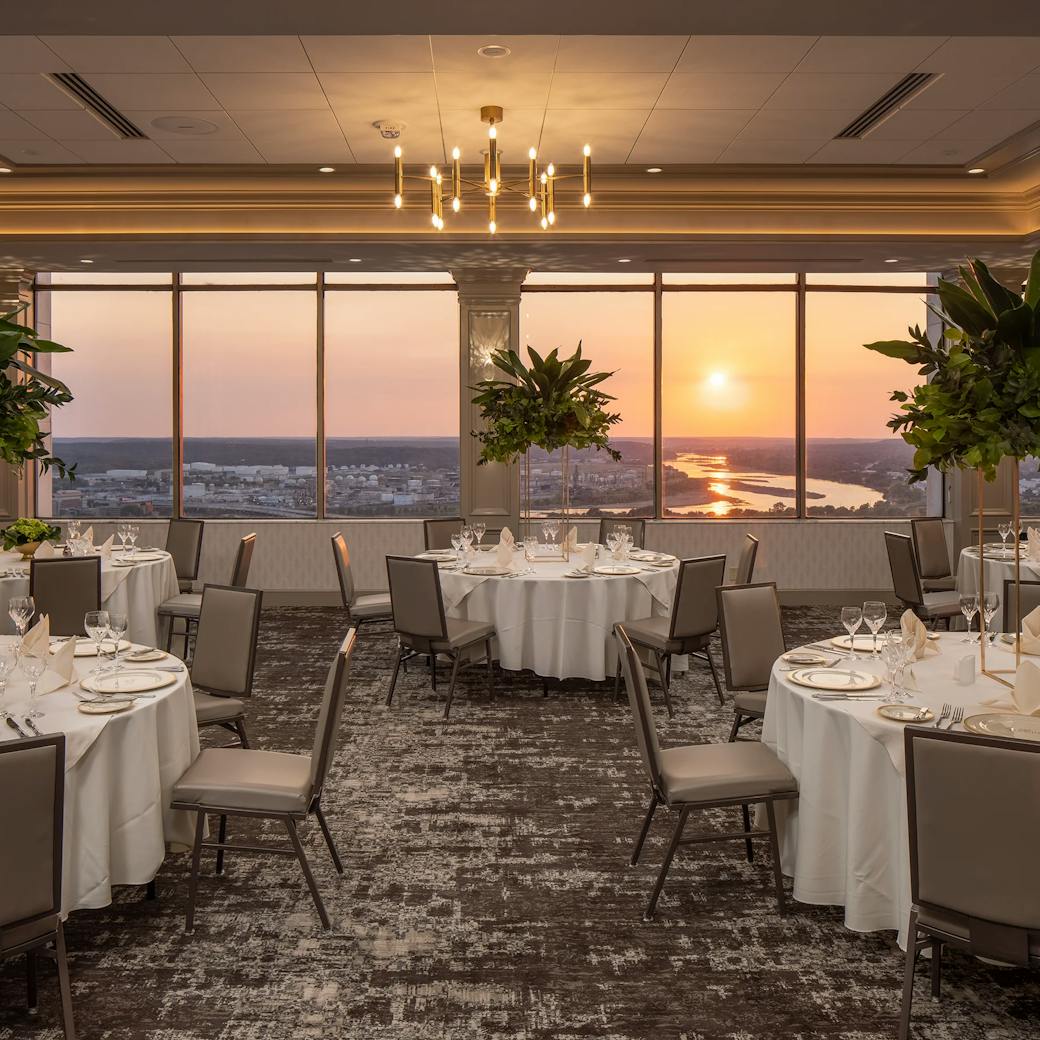 Summit Club - Private Member's Club - Floor 30 Ballroom - Tulsa, OK