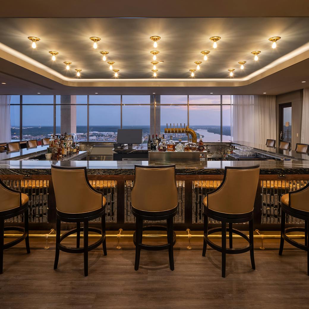 Summit Club - Private Member's Club - Floor 32 - Tulsa, OK