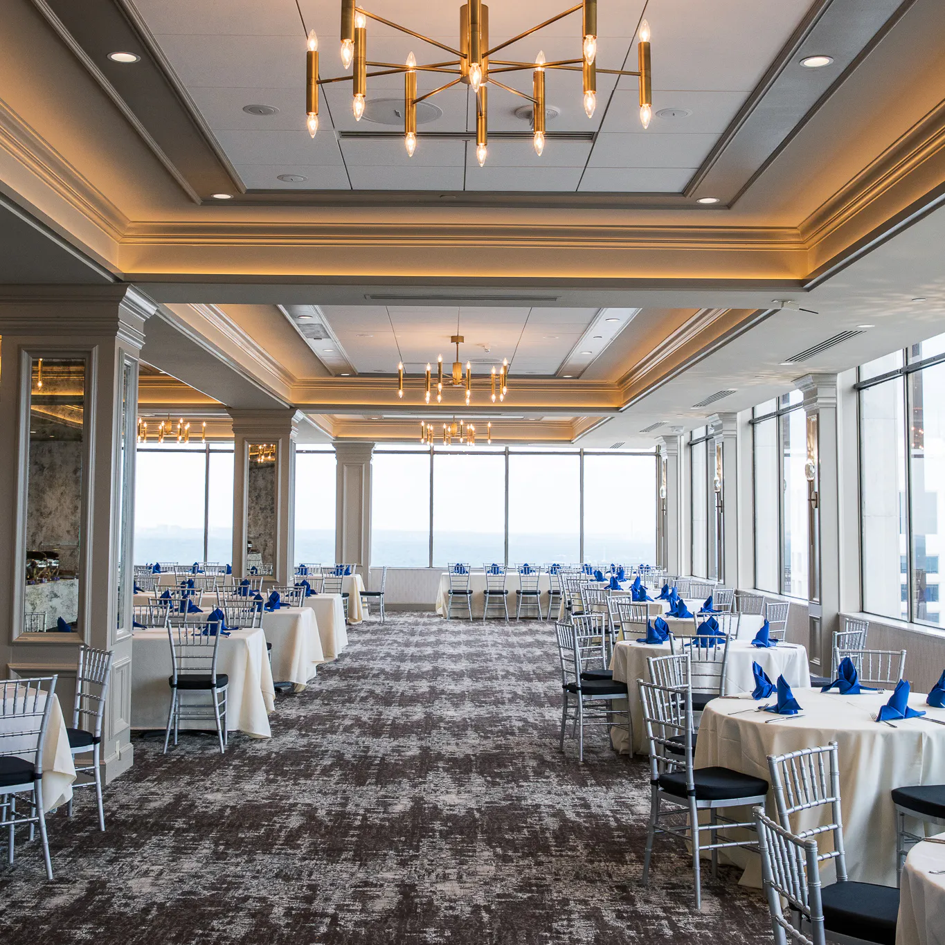 summit club tulsa dress code The Summit Club Tulsa Luxury Private Members Club with Stunning Views