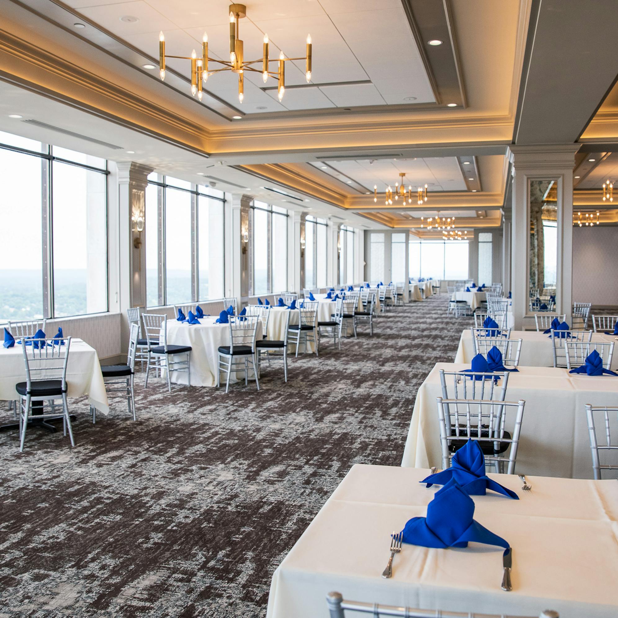 Tulsa Event Spaces - The Summit Club