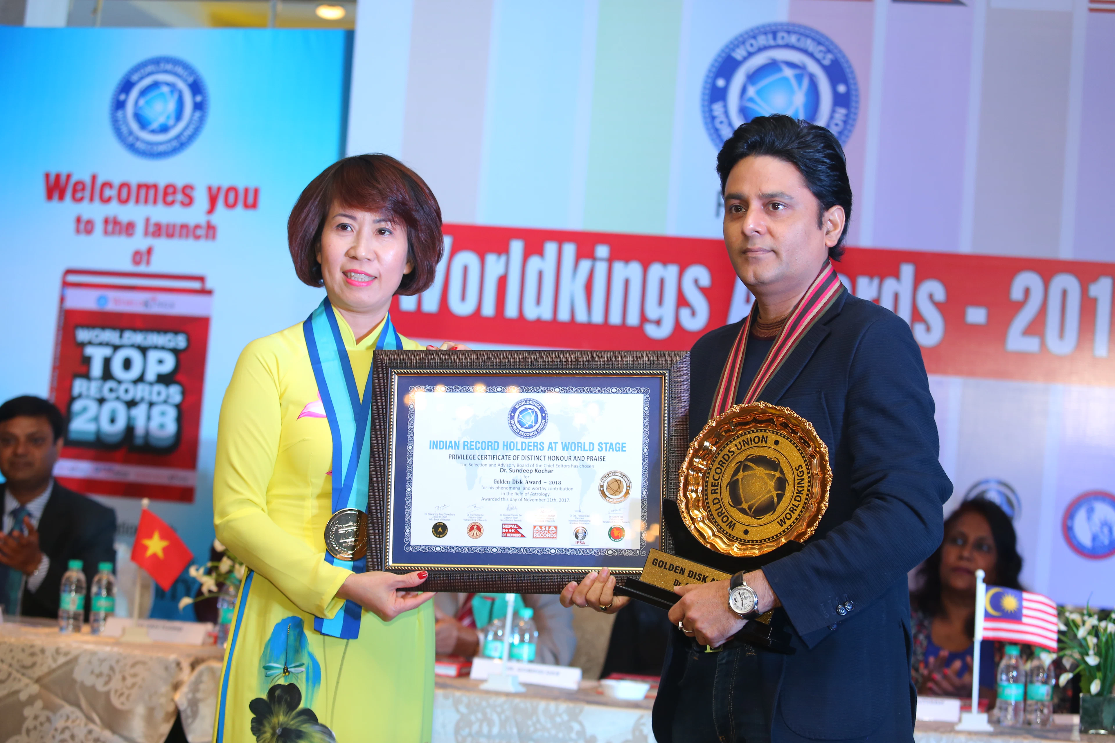 Golden Disc Award at the Worldkings Awards 2018 ceremony