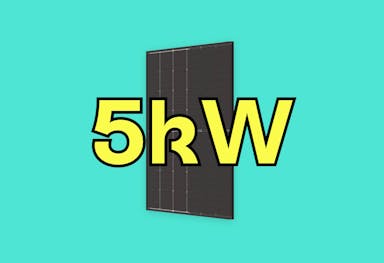 '5kW' in yellow, outlined in black, over an image of a black solar panel, against an aquamarine background