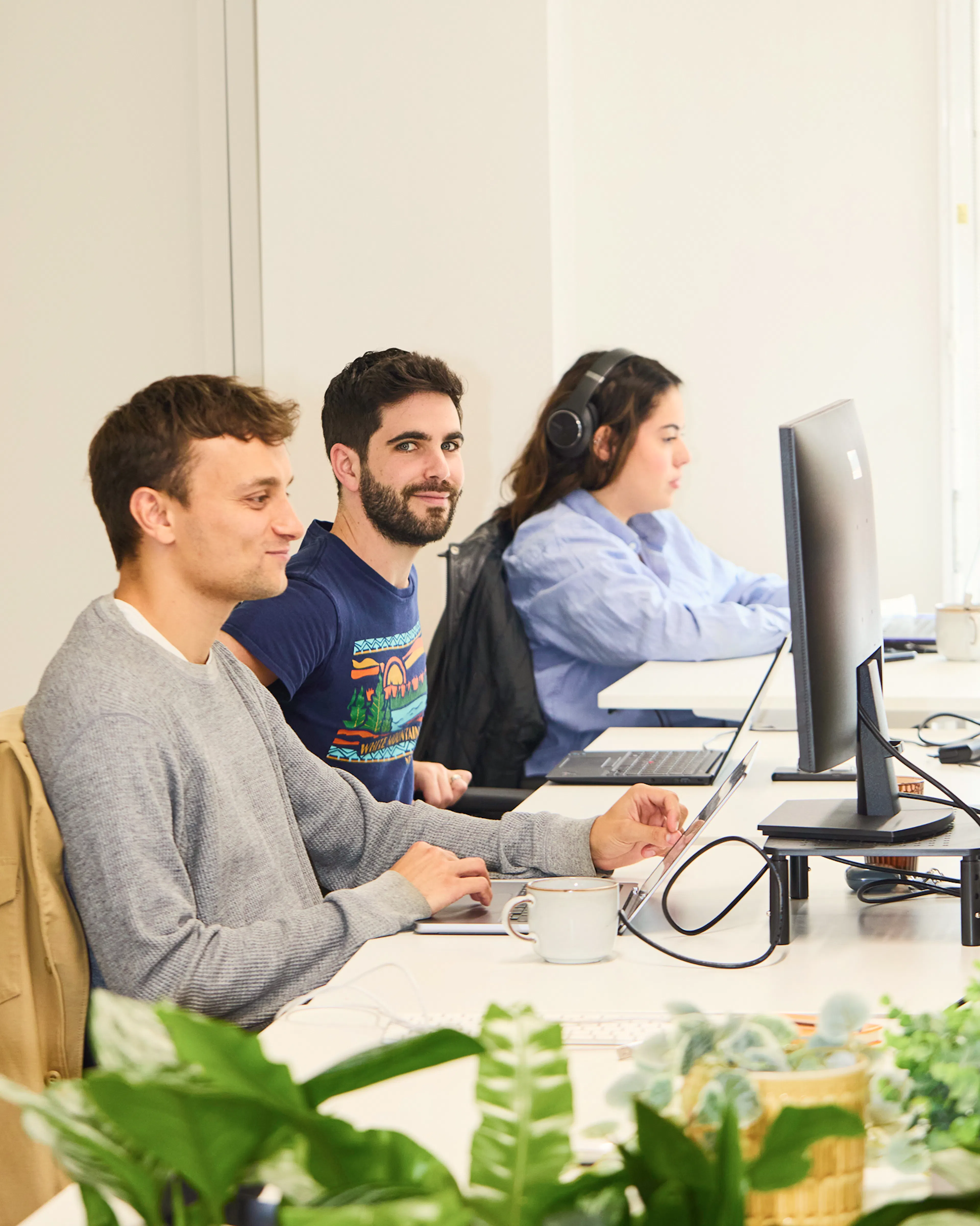 3 members of team Sunsave in the office