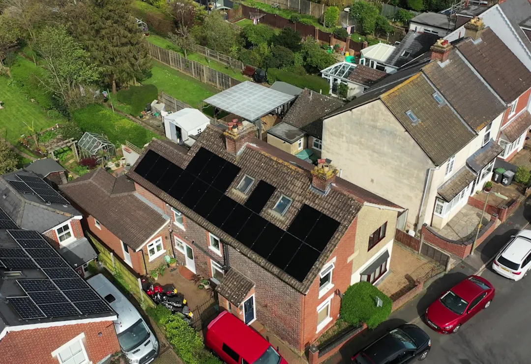 How can I generate my own electricity? [UK, 2025]