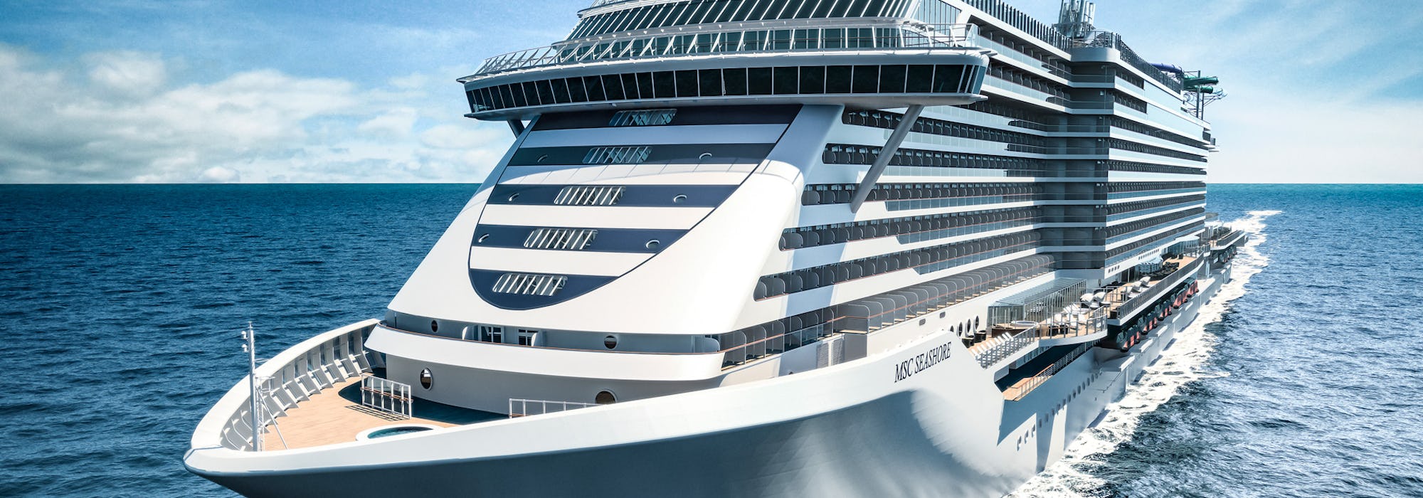 Bild tagen framifrån på MSC Seashore.