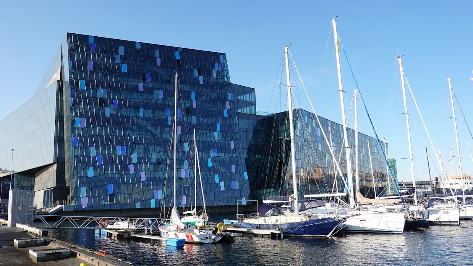 Iceland's business sector
