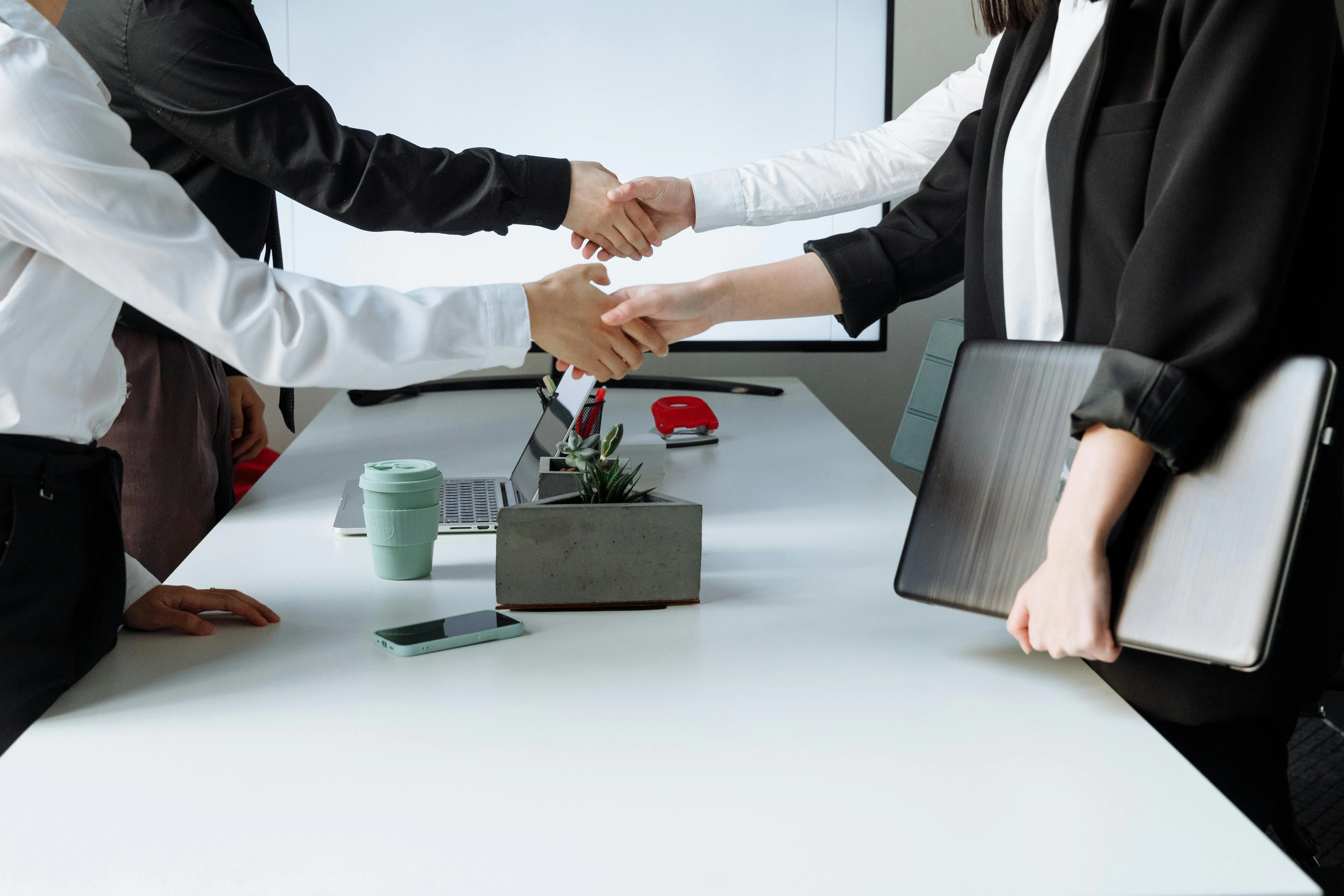Partnering with an EOR