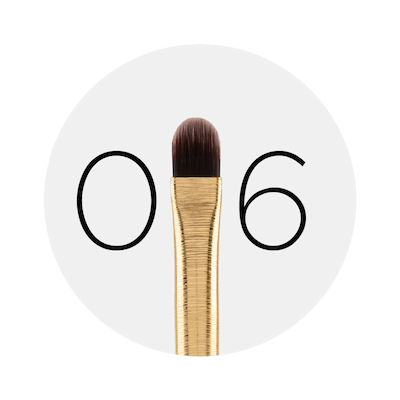 06 Cut Crease Brush