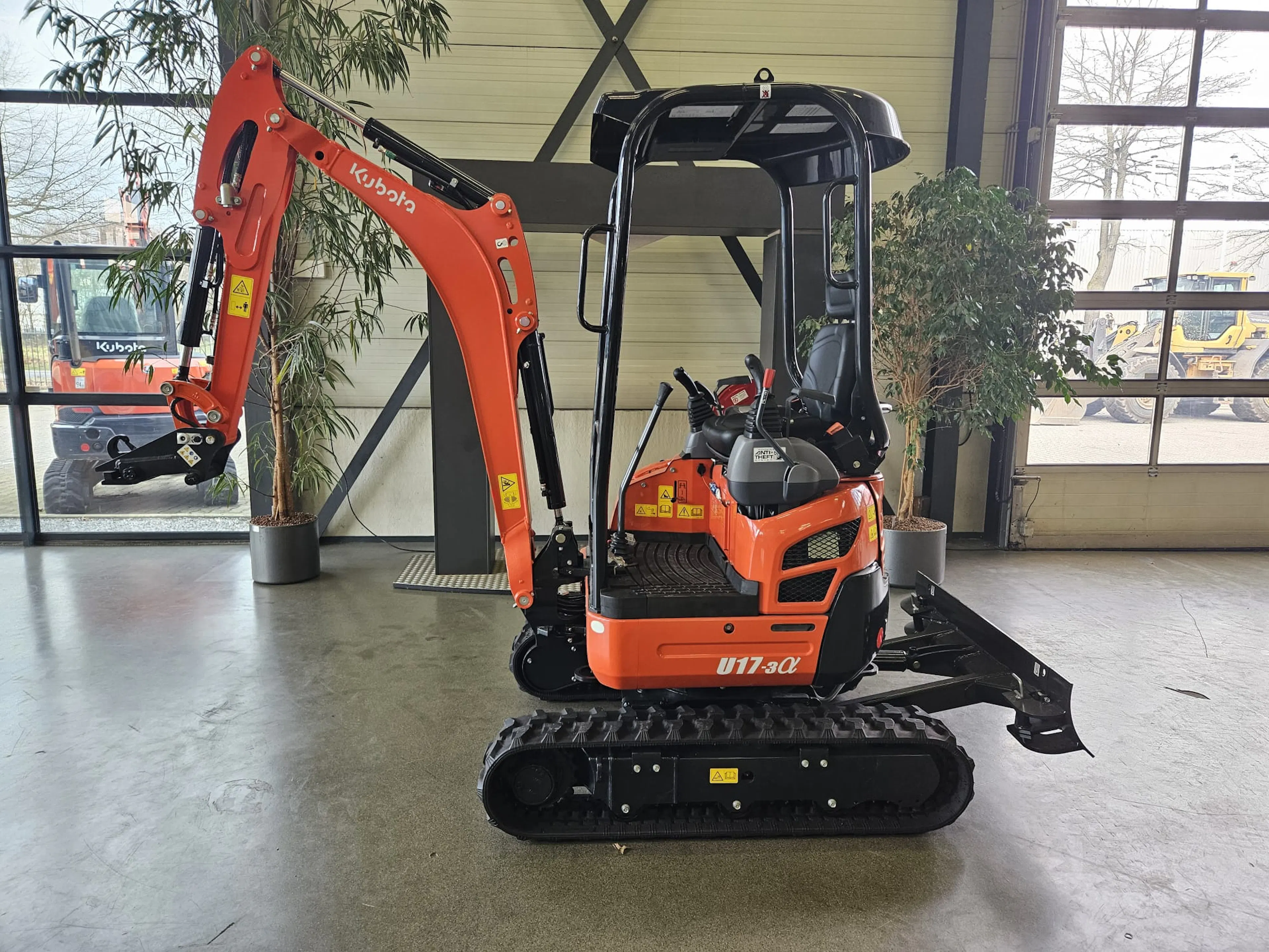 Kubota U17-3a