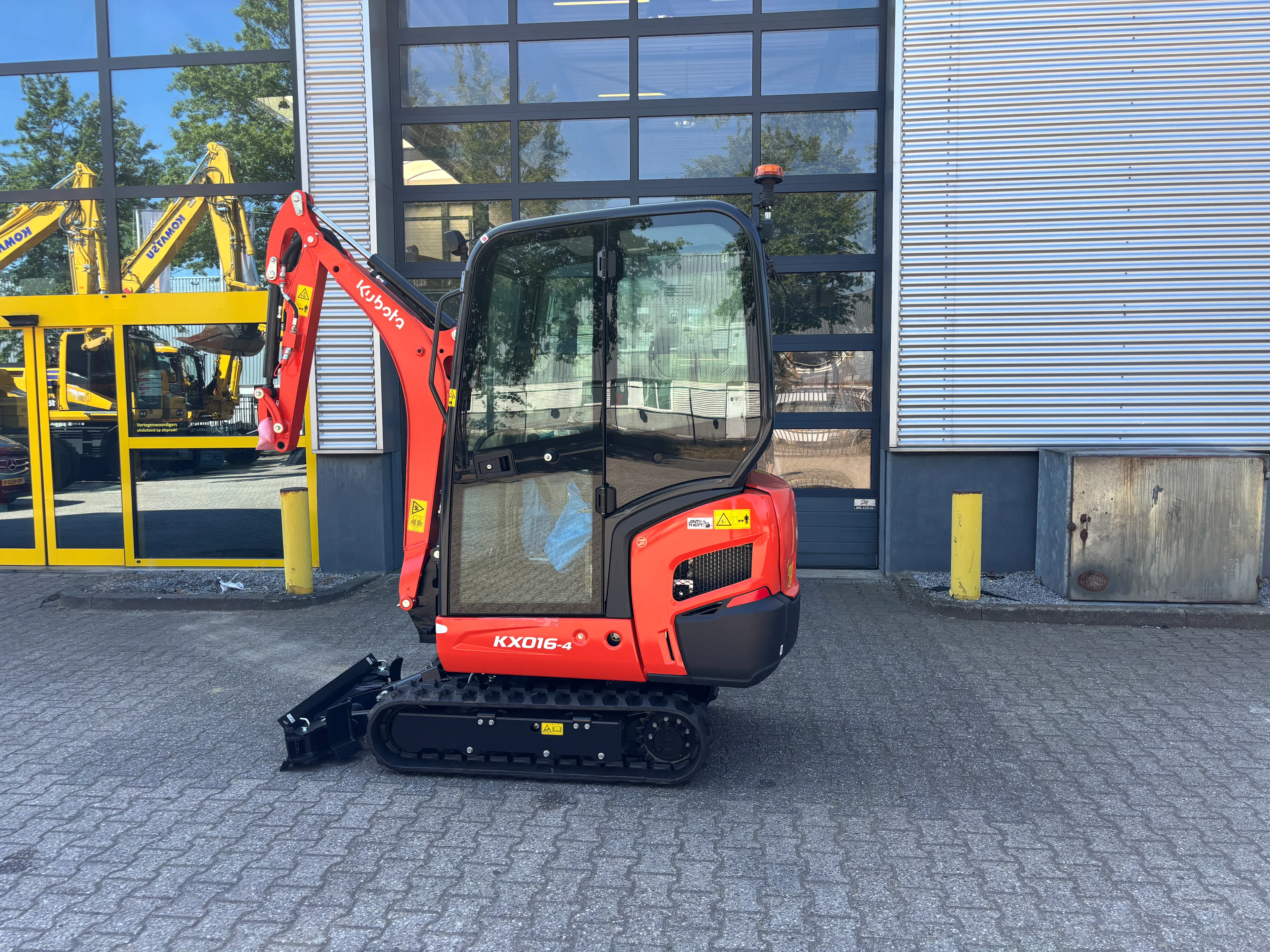 Kubota KX016-4