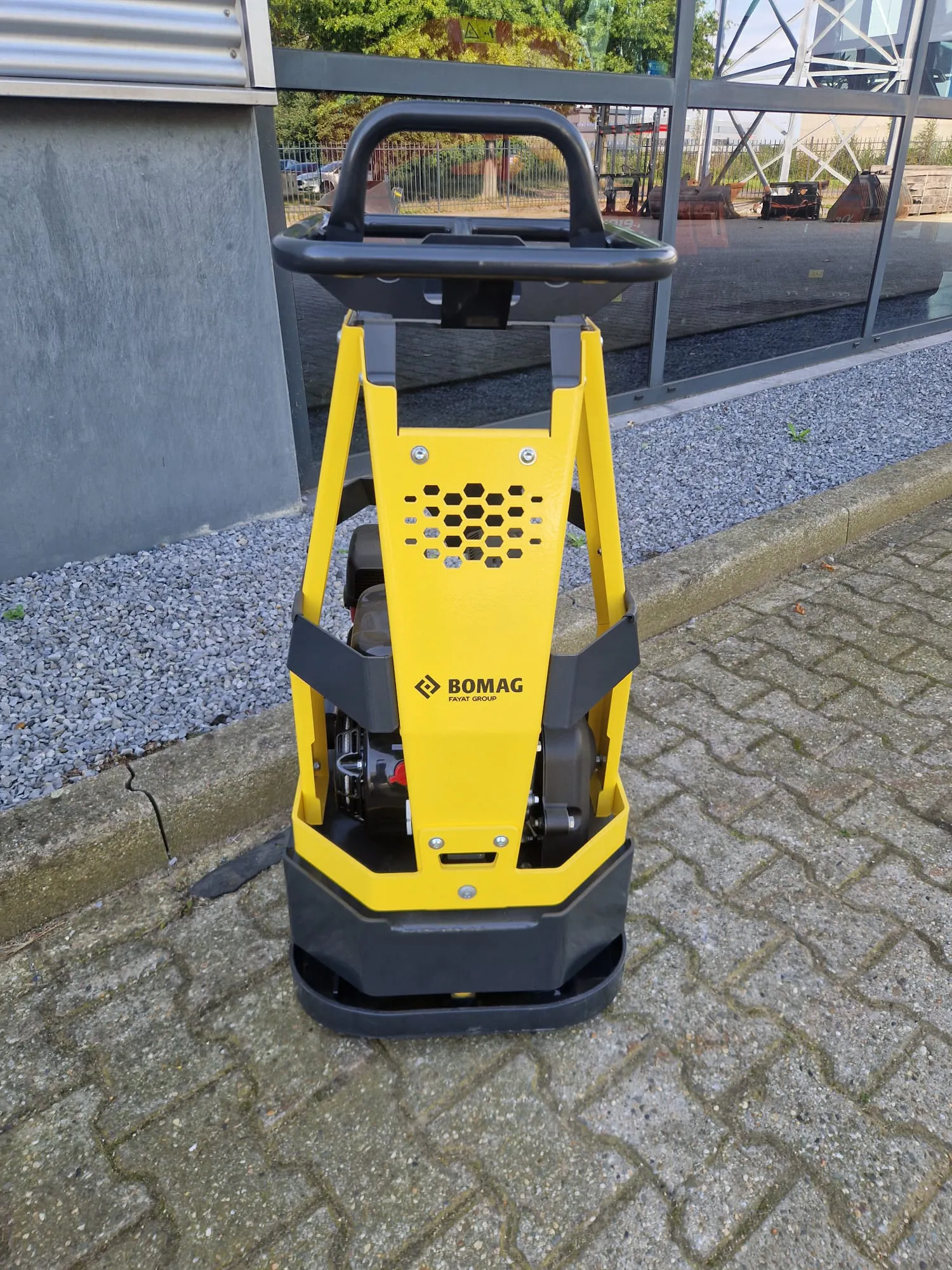 BOMAG-BR95 Trilplaat