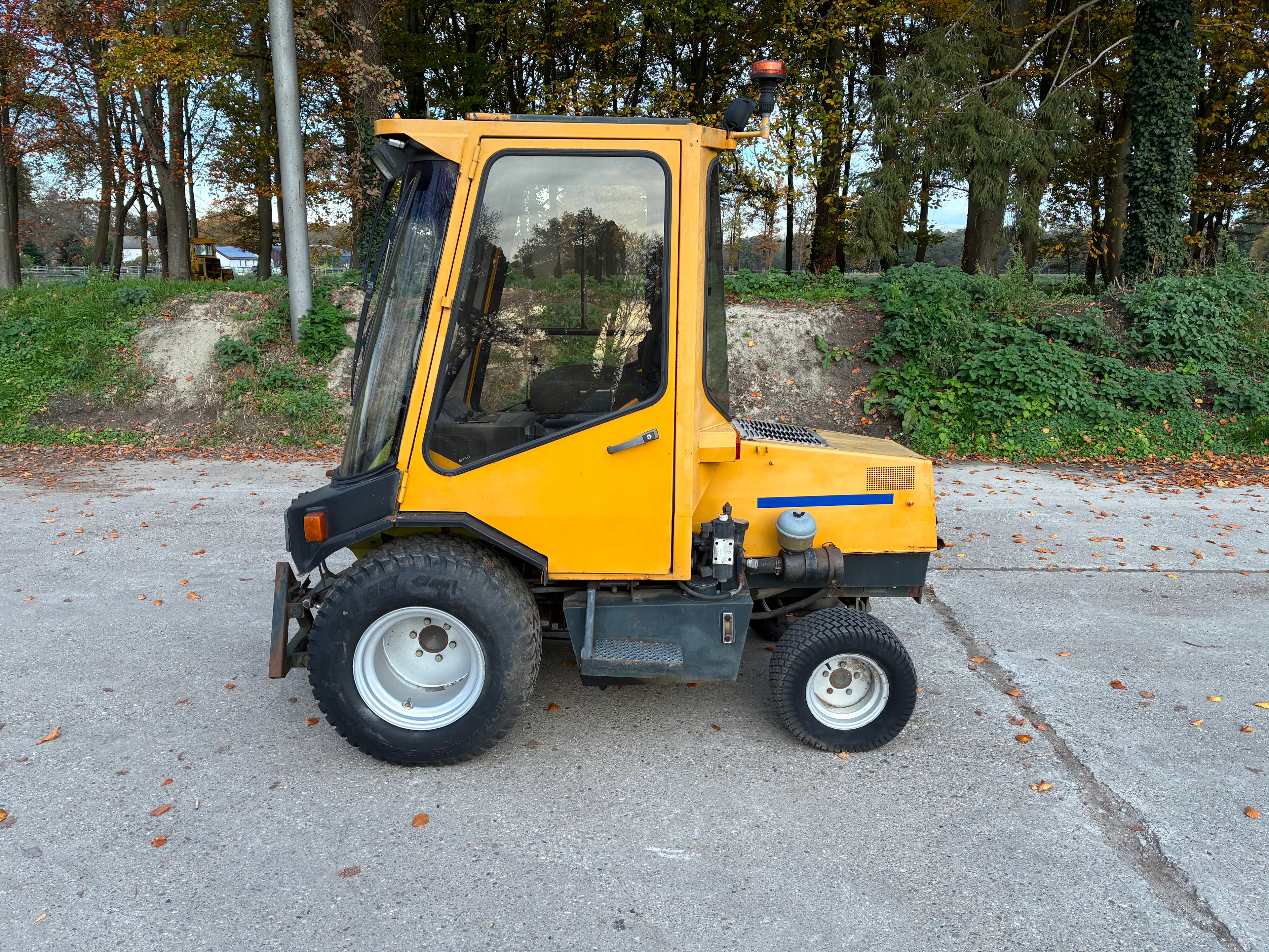 lm-trac-220hd-werktuigdrager