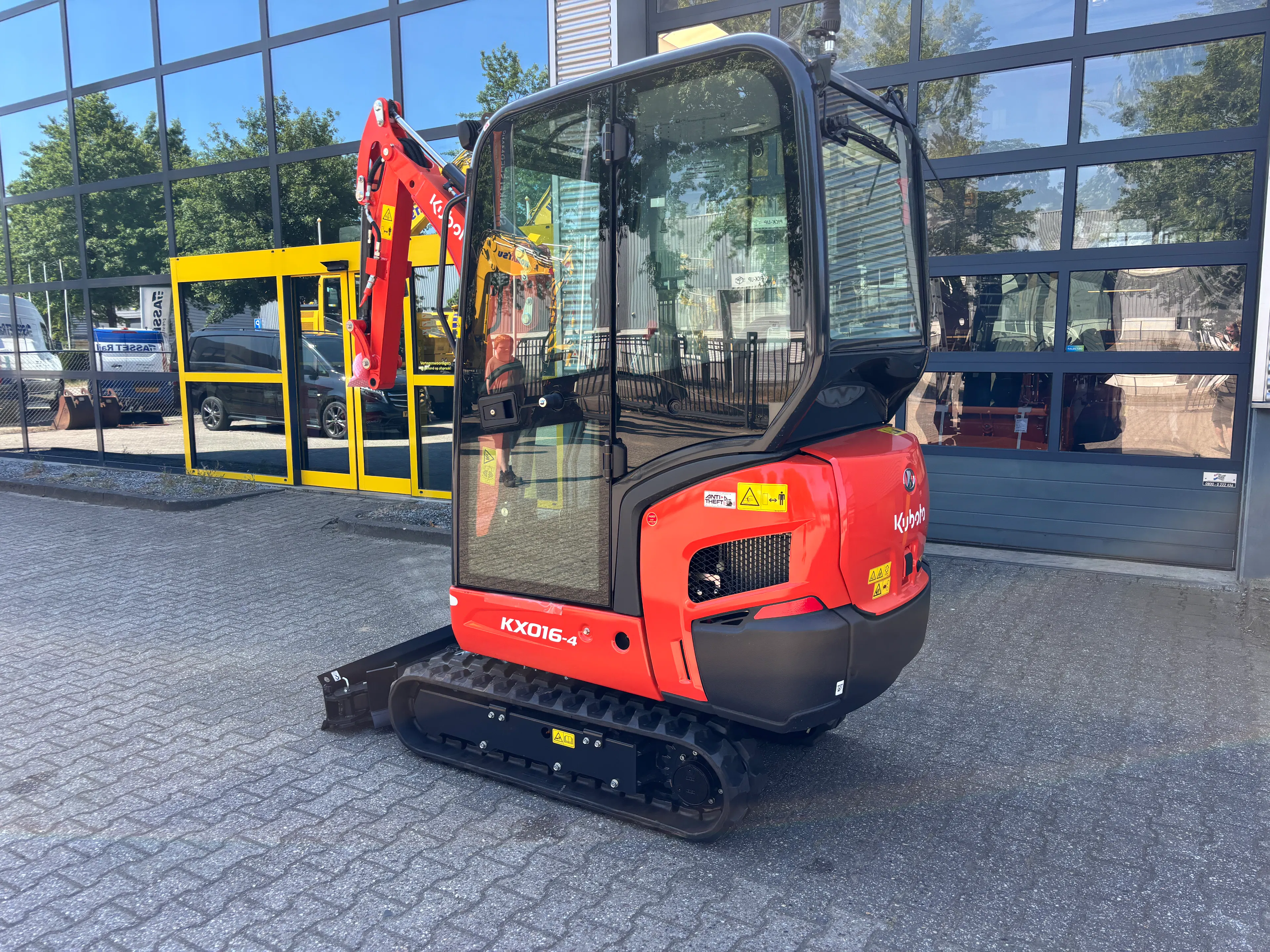 Kubota KX016-4
