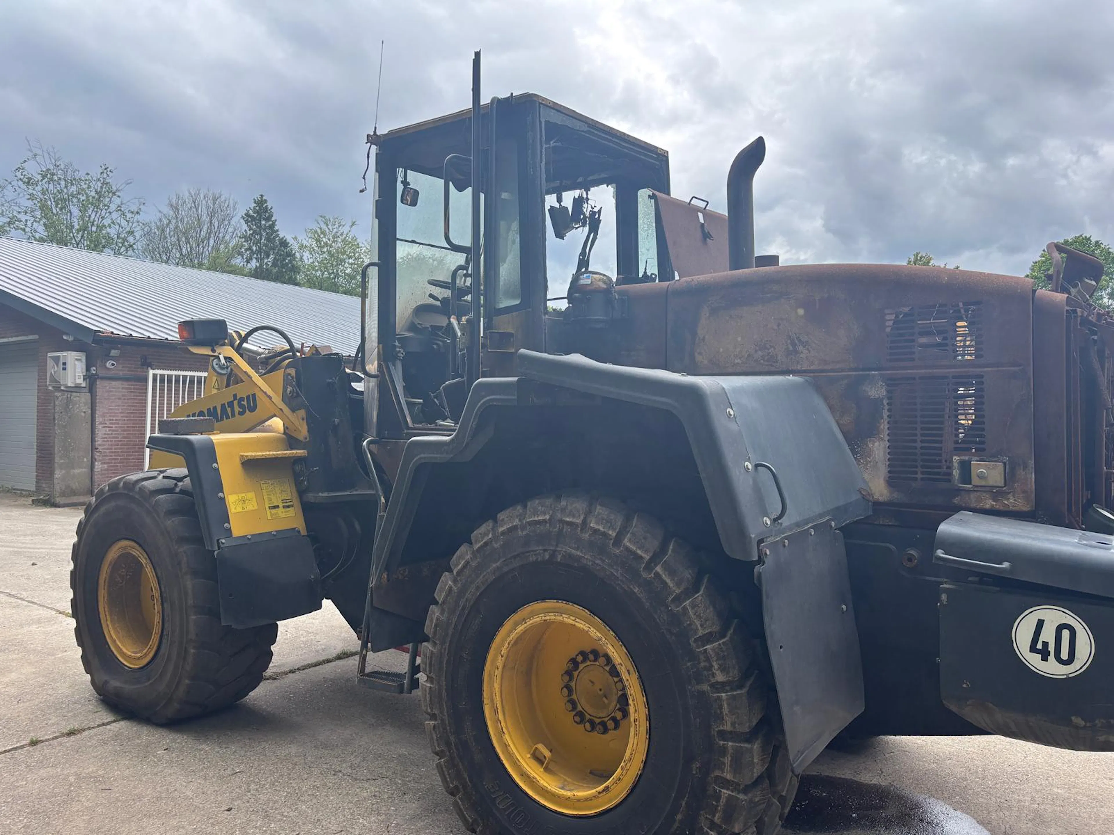 Komatsu WA320-5 parts