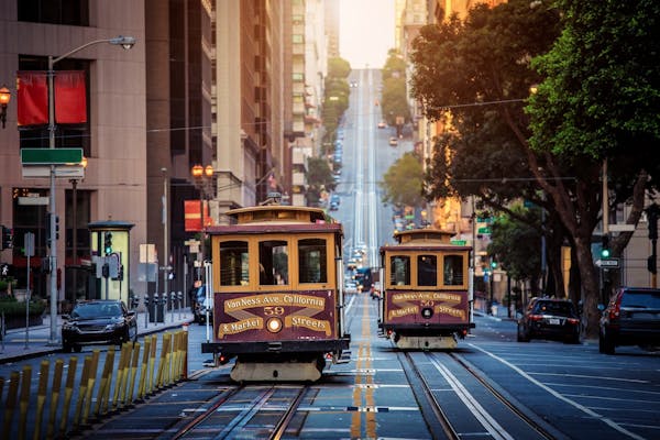 California’s Key Differences Between Exempt and Non-Exempt Employees