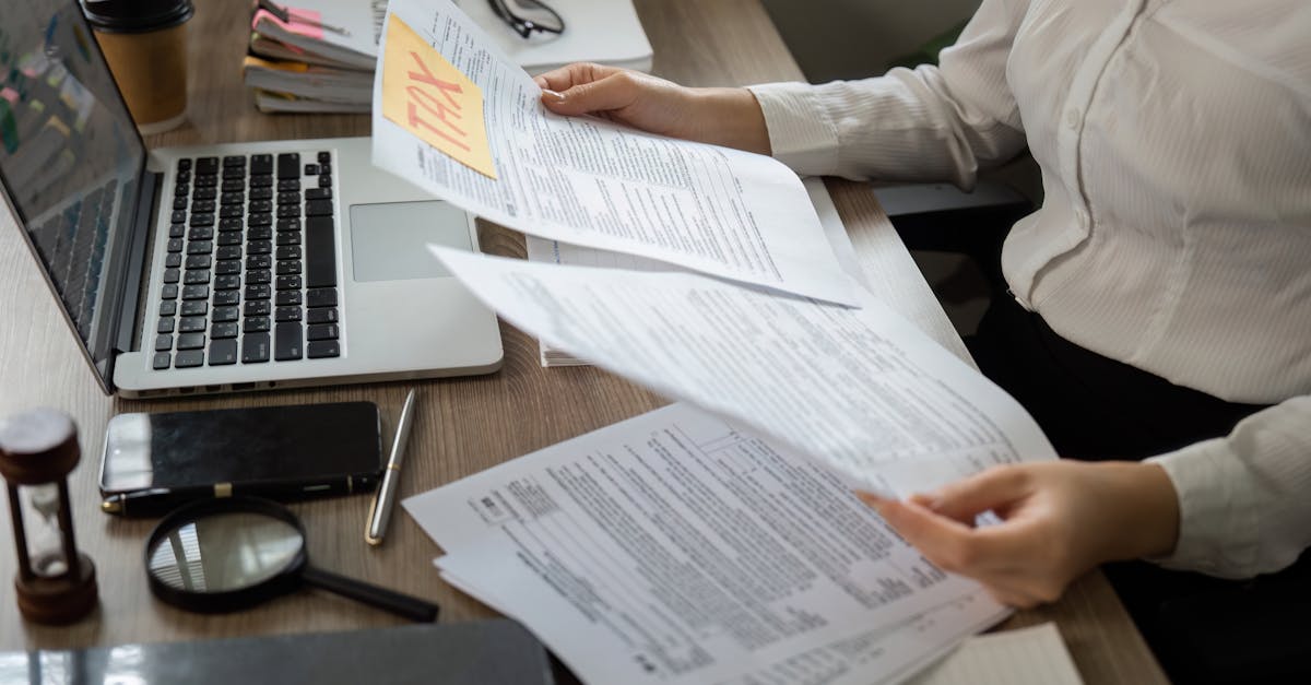 Highly Compensated Employees, Wage Bases, and the First Payroll Mistake of the Year