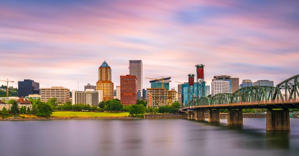 Oregon Becomes First State to Enact Predictive Scheduling