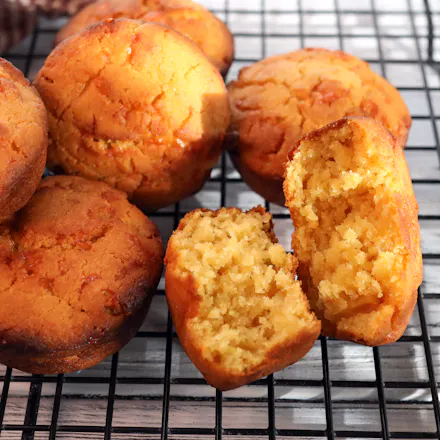 Mini maisbrød med ost
