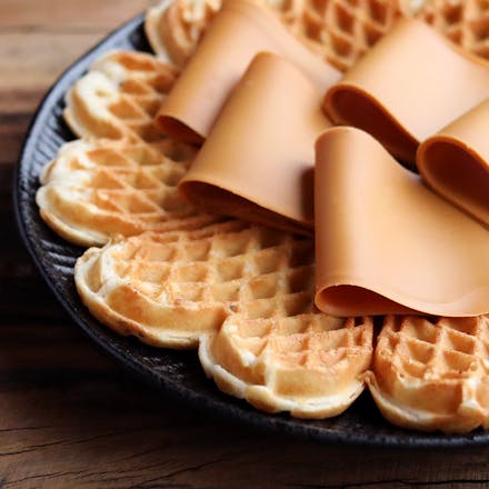 Synnøves sprø vafler med brunost