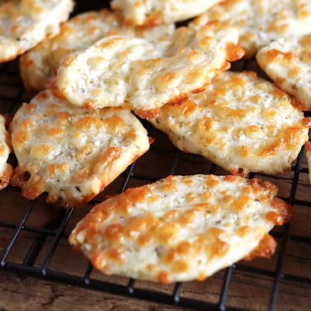 Rampete ostekjeks med Synnøve Rabagast