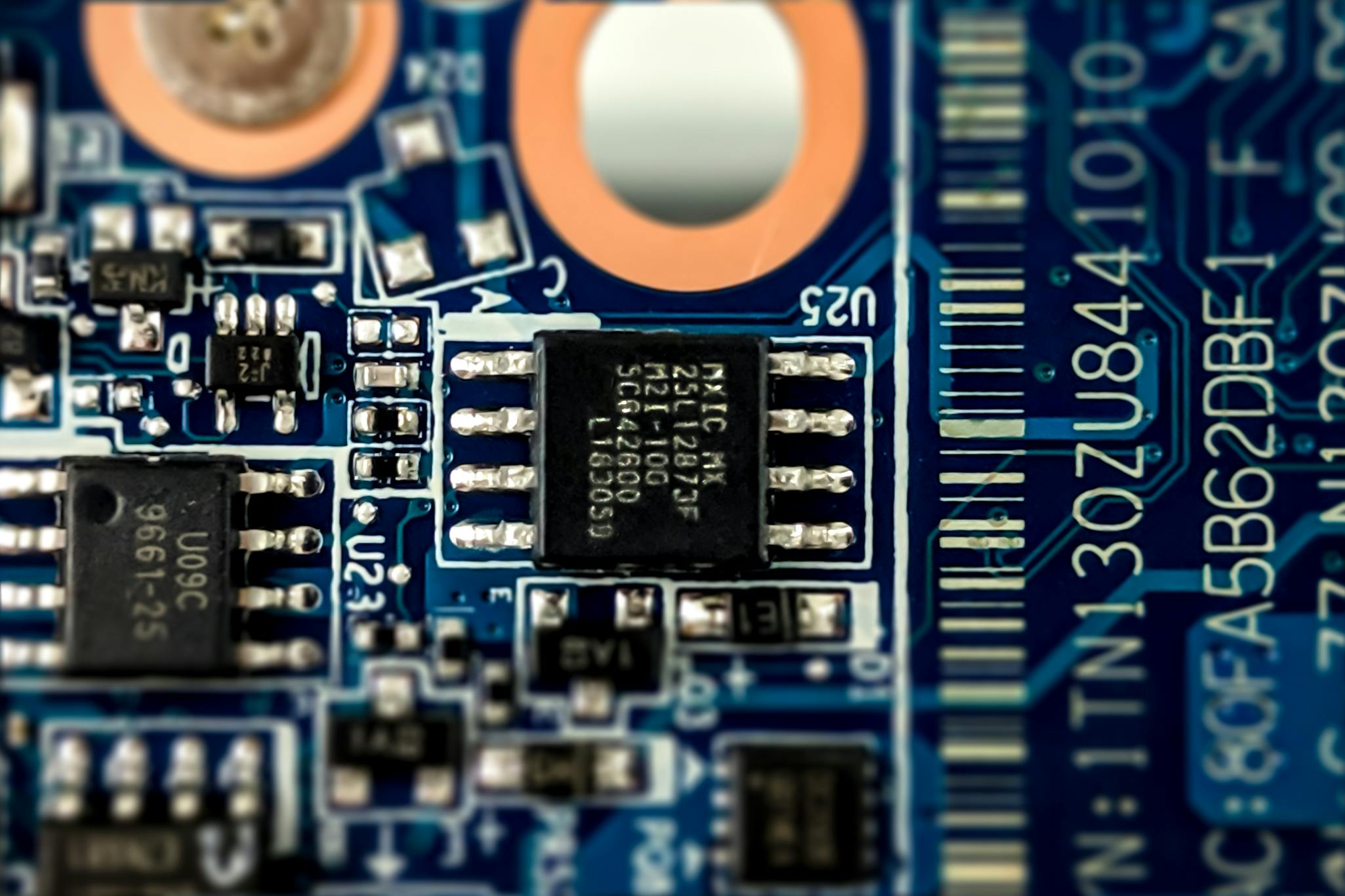 A close-up of the firmware chip inside the Lemur Pro laptop.