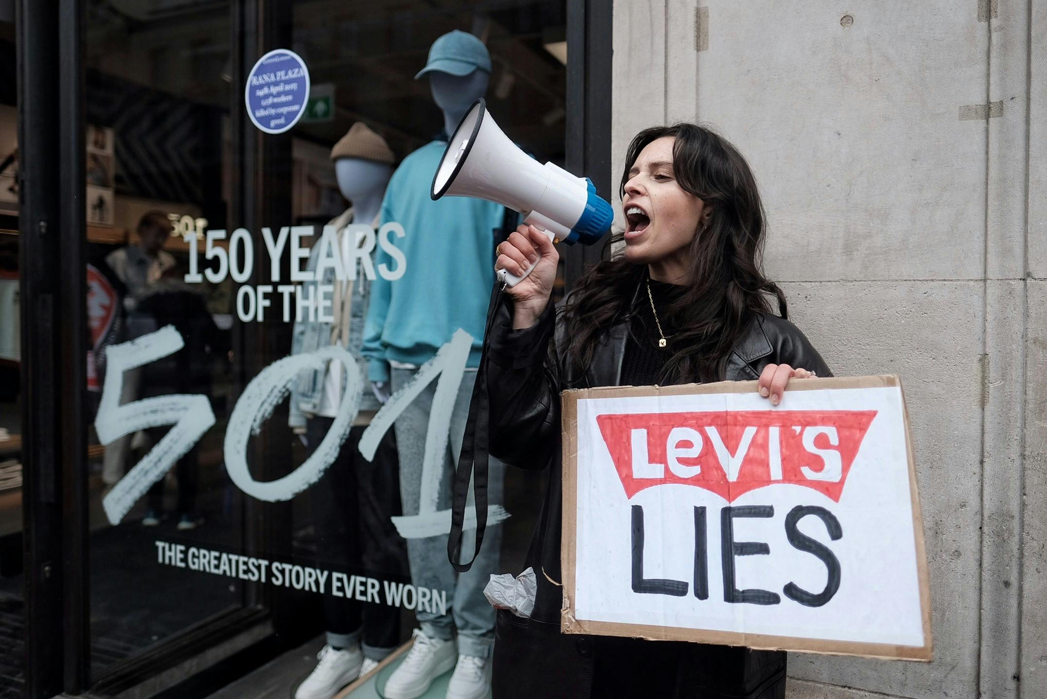 Venetia La Manna Campaigning for Fair Fashion Rights