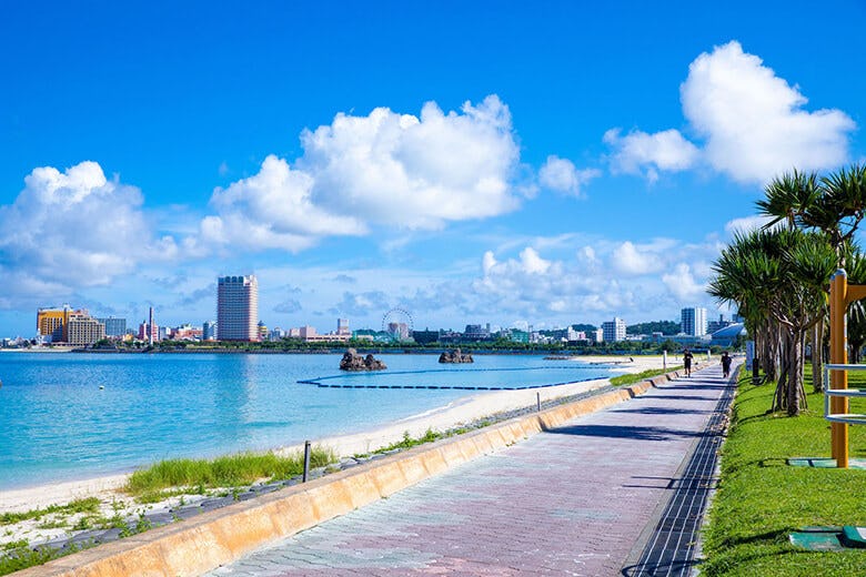 アラハビーチ まるでアメリカ西海岸 異国感あふれるアーバンリゾート 沖楽 アラハビーチ まるでアメリカ西海岸 異国感あふれるアーバンリゾート 沖楽