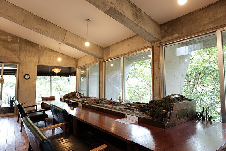 Cafe Gyutto カフェ ギュット 緑深い森に抱かれて心から安らぎ 楽しむひととき 沖楽 Cafe Gyutto カフェ ギュット 緑深い森に抱かれて心から安らぎ 楽しむひととき 沖楽