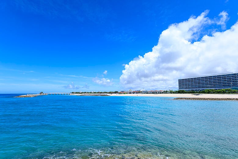 美々 びび ビーチいとまん 観光客はもちろん沖縄県民にも人気の 本島南部のビーチ 沖楽 美々 びび ビーチいとまん 観光客はもちろん沖縄県民にも人気の 本島南部のビーチ 沖楽