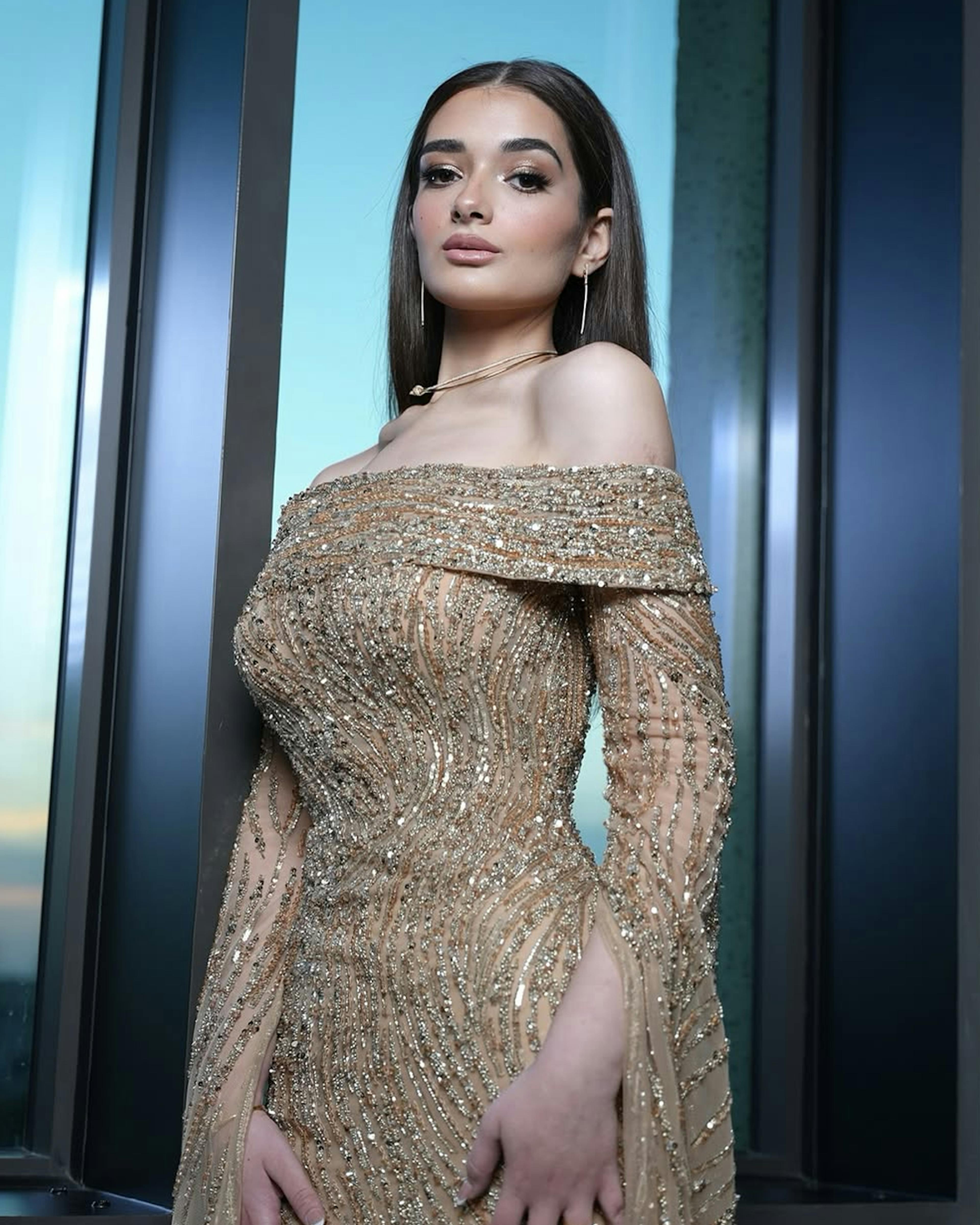 Malak Ahmed Zaher is an Egyptian actress, born on July 1, 2002. She is the daughter of the artist Ahmed Zaher. She began acting as a child, and her first appearance was in the movie Captain Hema in 2008, opposite Tamer Hosny. Among her most famous works are the movie Omar and Salma 2 in 2009, the series Al-Hara in 2010, the series Al-Qasirat in 2013, and the series Nasl Al-Aghrab in 2021.