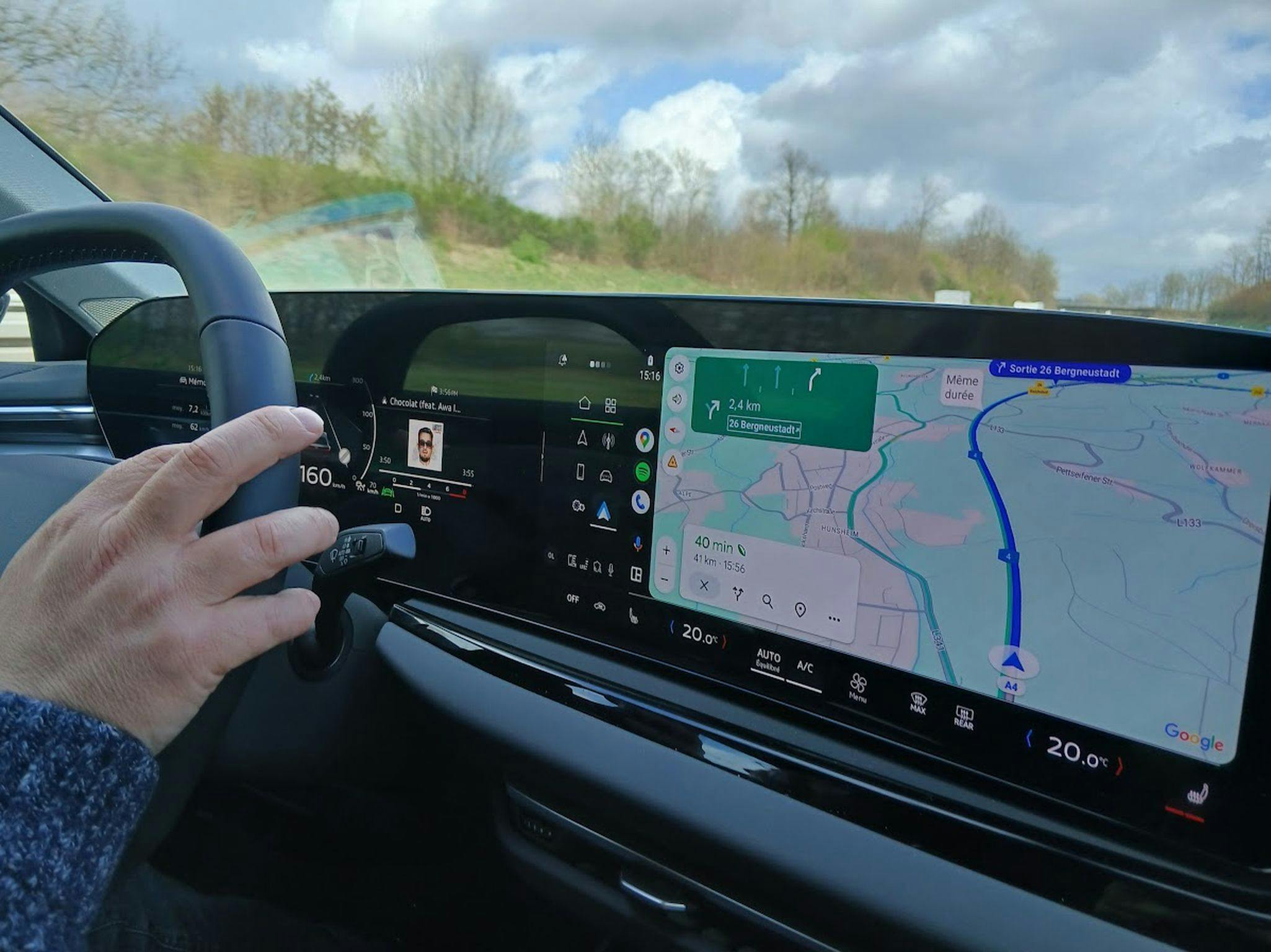 Audi A5 110 kW cockpit Autobahn Germany