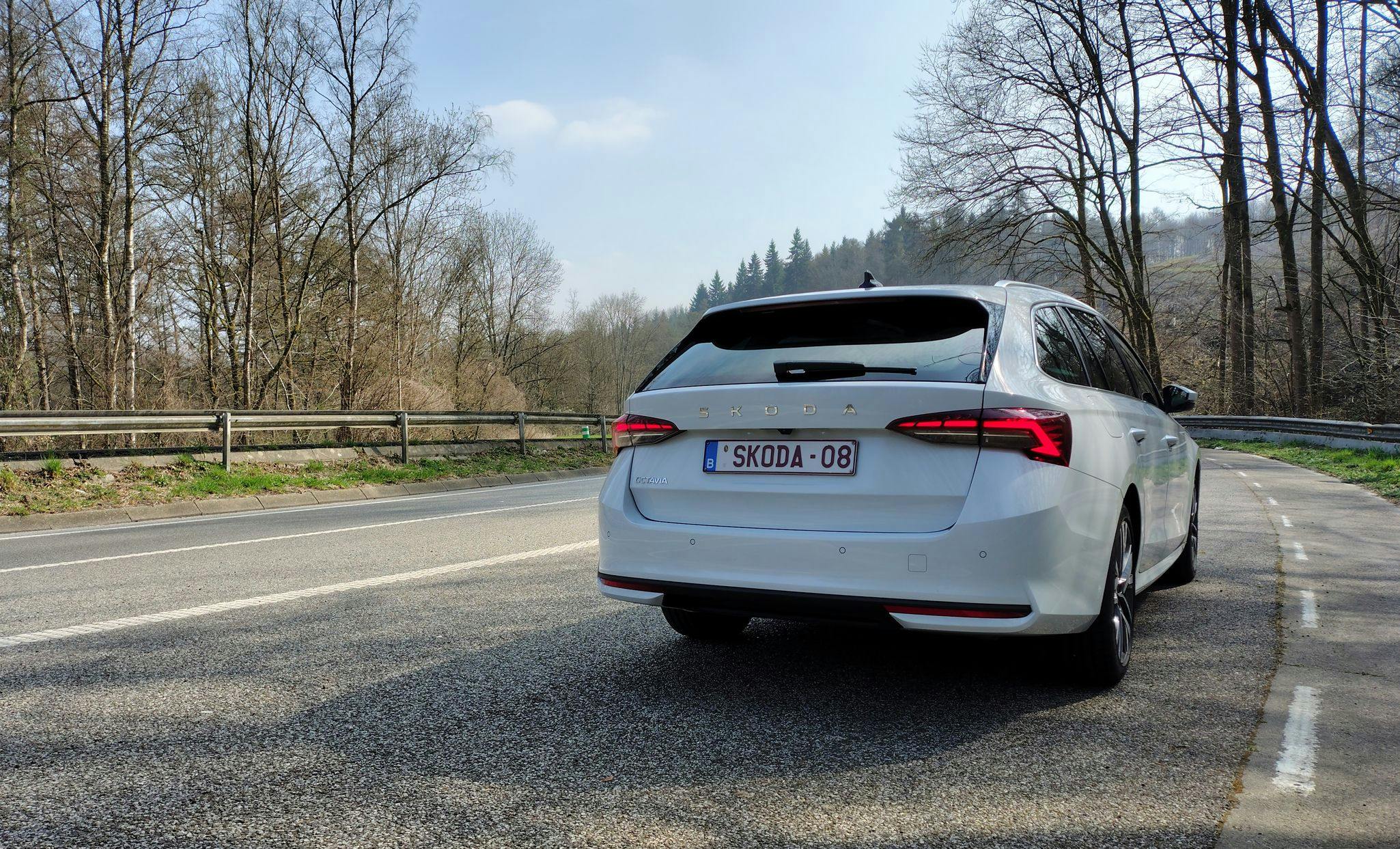 Skoda Octavia Combi 110 kW MHEV