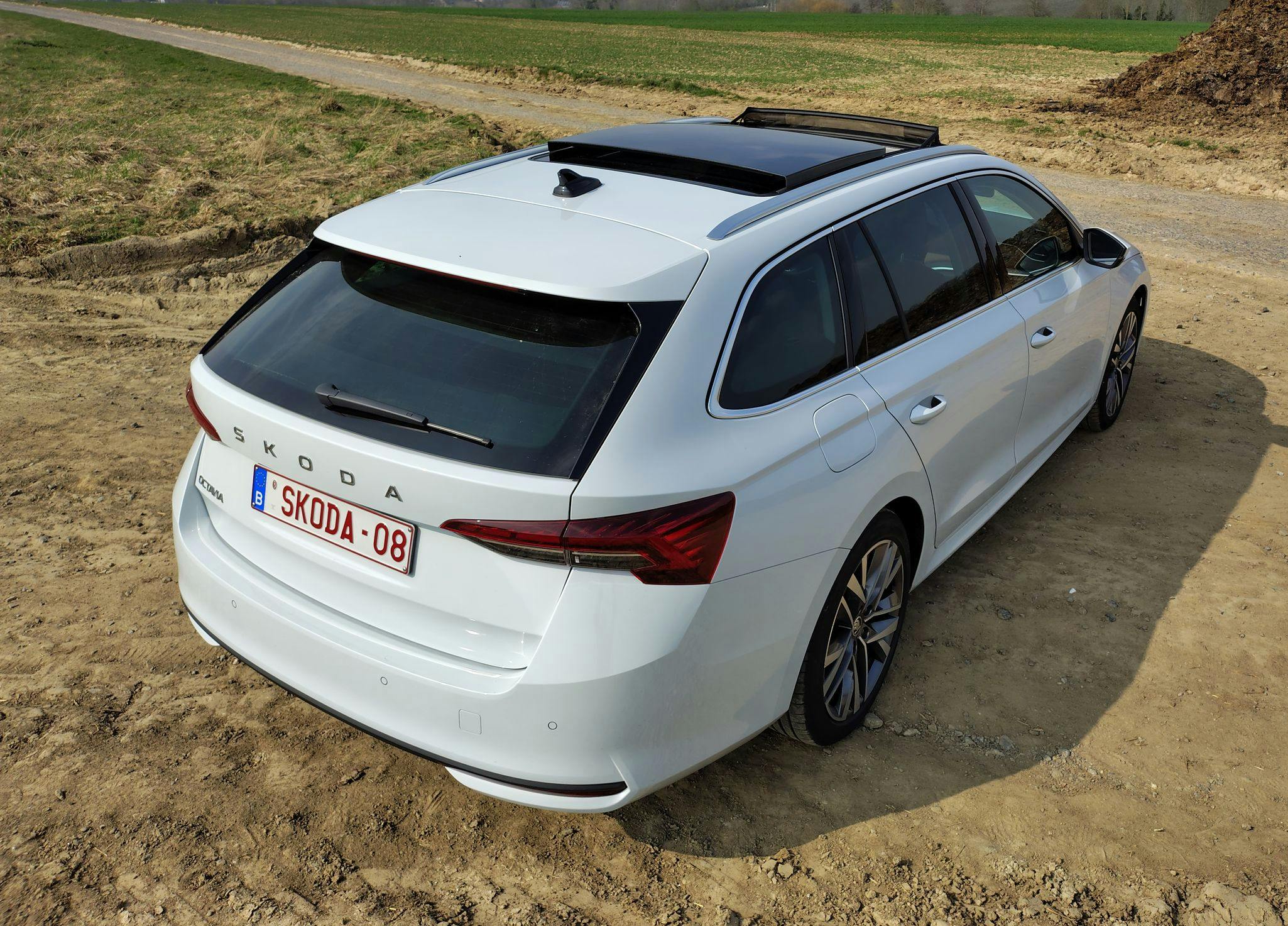 Skoda Octavia Combi 110 kW MHEV