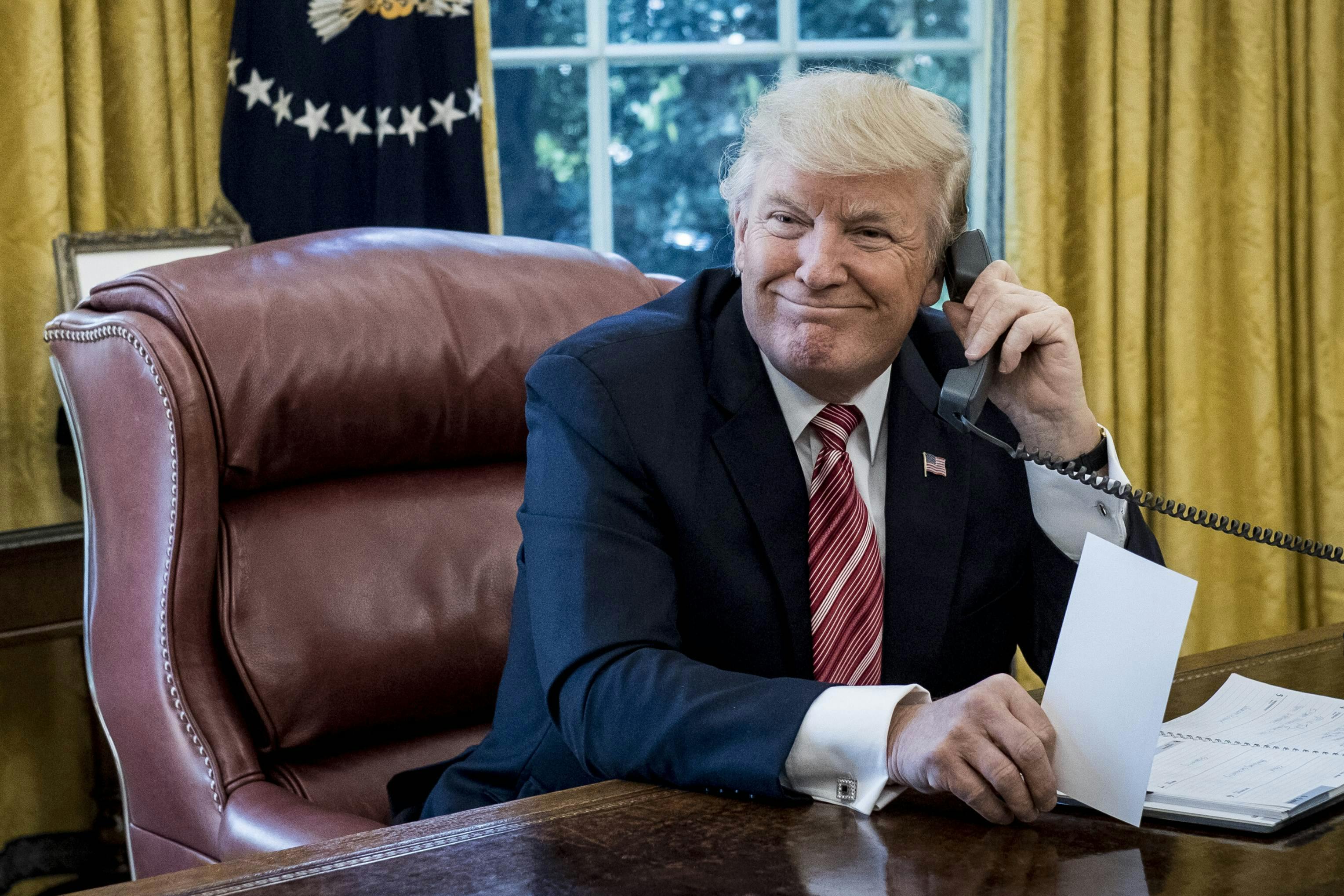 Donald Trump White house phone