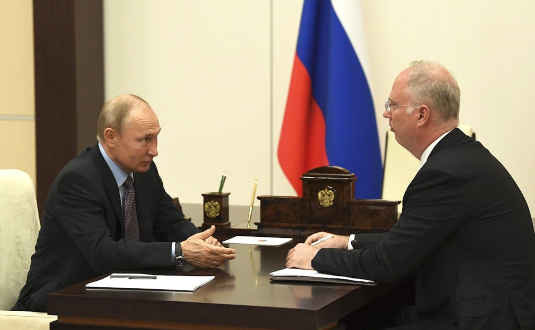 Vladimir Putin desk