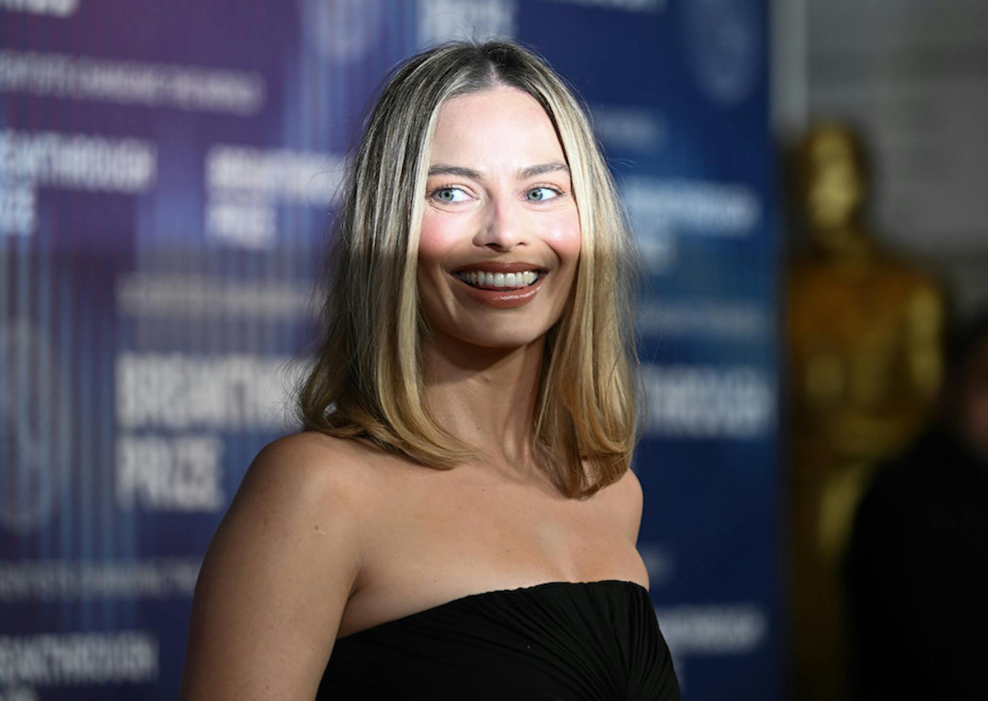 Margot Robbie smiling