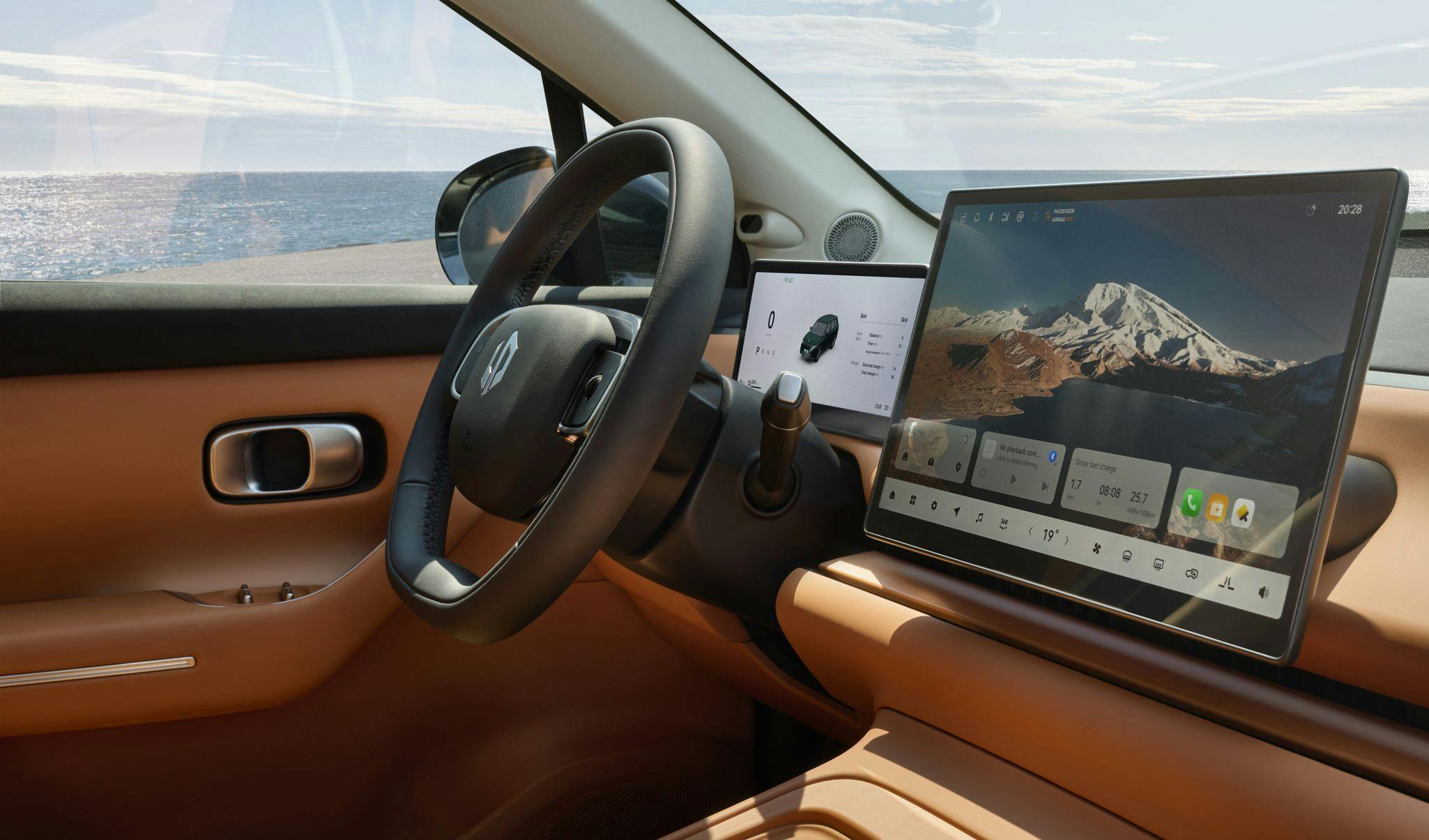 Leapmotor C10 BEV cockpit