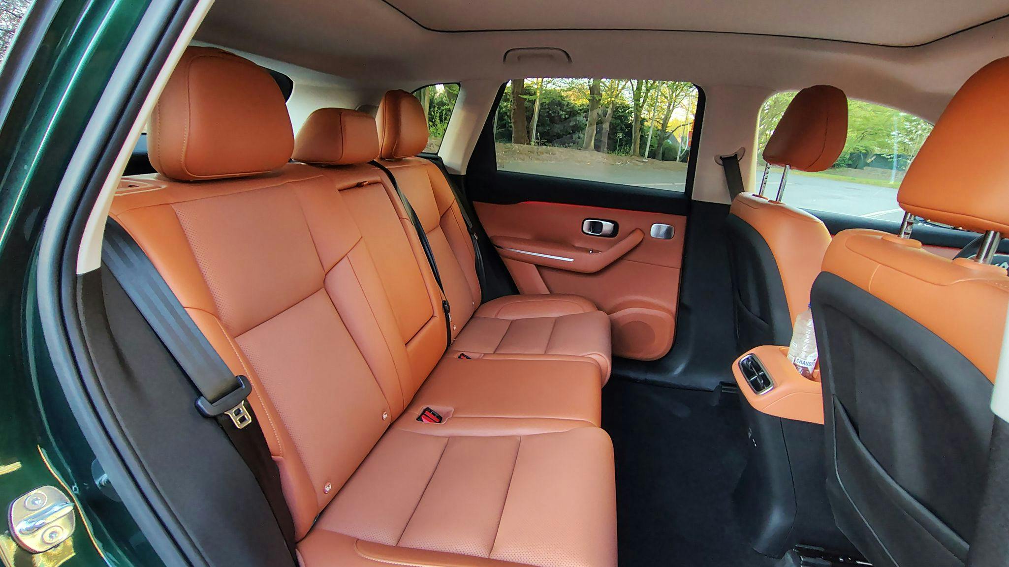 Leapmotor C10 BEV rear seats