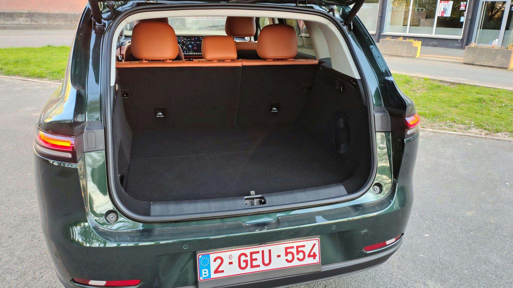 Leapmotor C10 BEV trunk
