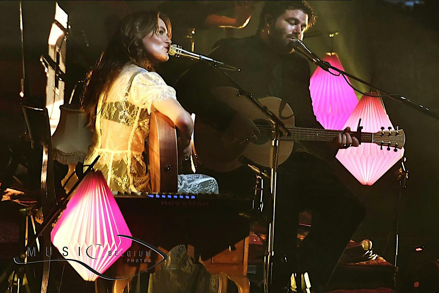 Angus and Julia Stone